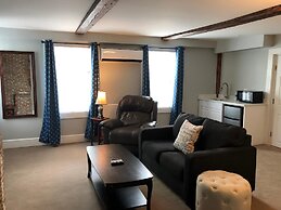 The Inns On Bellevue