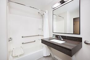 Fairfield Inn & Suites by Marriott Wilson