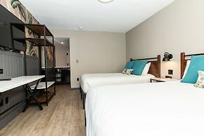 Magnolia Tree Hotel - Near Anaheim Convention Center