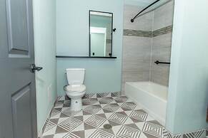 Magnolia Tree Hotel - Near Anaheim Convention Center