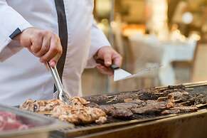 Grand Court Jerusalem