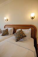 Grand Court Jerusalem