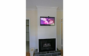 Colonial Inn in Harbor Springs