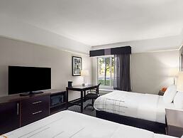 La Quinta Inn & Suites by Wyndham Santa Clarita - Valencia