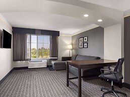 La Quinta Inn & Suites by Wyndham Santa Clarita - Valencia