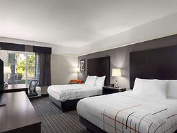 La Quinta Inn & Suites by Wyndham Santa Clarita - Valencia