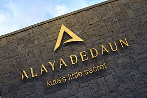 Alaya Dedaun Kuta