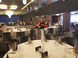 Aro Palace Hotel