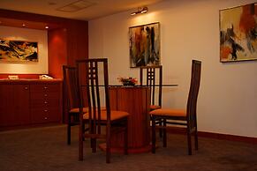 Aro Palace Hotel