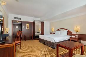 Aro Palace Hotel