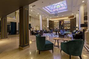 Eugenia de Montijo, Autograph Collection