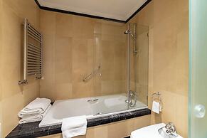 Eugenia de Montijo, Autograph Collection