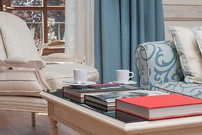 Eugenia de Montijo, Autograph Collection