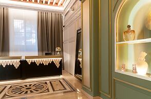 Eugenia de Montijo, Autograph Collection