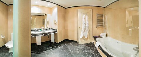 Eugenia de Montijo, Autograph Collection