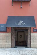 Eugenia de Montijo, Autograph Collection