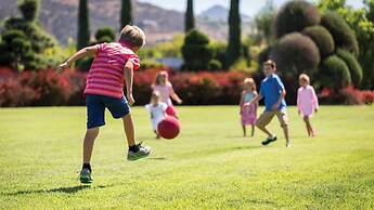 Four Seasons Hotel Los Angeles at Westlake Village