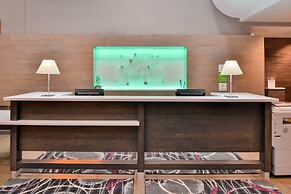 Holiday Inn Kansas City Airport by IHG
