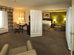 Holiday Inn Kansas City Airport by IHG