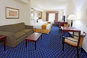 Holiday Inn Express Hotel & Suites Cookeville by IHG