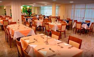 Dubai Macaé by Atlântica