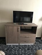 Quality Inn Near Pimlico Racetrack