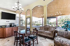 Rodeway Inn & Suites Canyon Lake-Menifee West