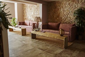 ICON Valparaiso - Adults Only