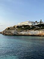 ICON Valparaiso - Adults Only