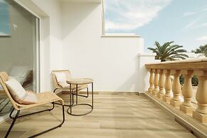 ICON Valparaiso - Adults Only