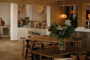 ICON Valparaiso - Adults Only