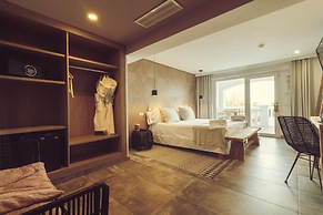 ICON Valparaiso - Adults Only