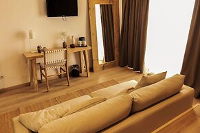 ICON Valparaiso - Adults Only