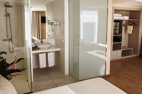 ICON Valparaiso - Adults Only