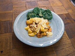 ICON Valparaiso - Adults Only