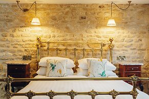 Crown Hotel Stamford