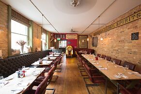 Crown Hotel Stamford