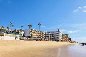 Pacific Edge Hotel