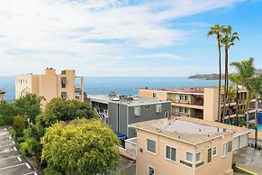 Pacific Edge Hotel