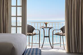 Pacific Edge Hotel