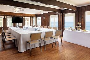 Pacific Edge Hotel