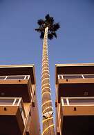 Pacific Edge Hotel