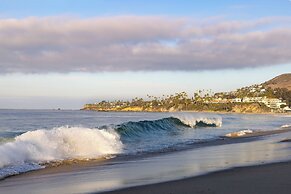 Pacific Edge Hotel