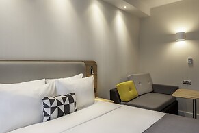 Holiday Inn Express Hotel Dublin Airport by IHG