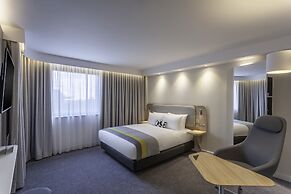 Holiday Inn Express Hotel Dublin Airport by IHG