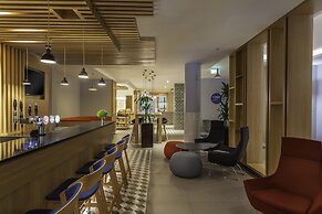 Holiday Inn Express Hotel Dublin Airport by IHG