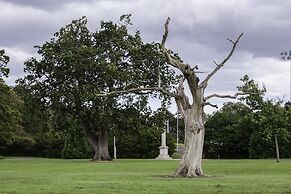 Holiday Inn Express Hotel Dublin Airport by IHG