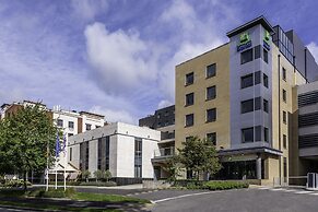 Holiday Inn Express Hotel Dublin Airport by IHG