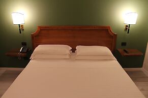 Hotel Don Carlo