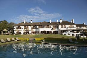 Fairmont Mount Kenya Safari